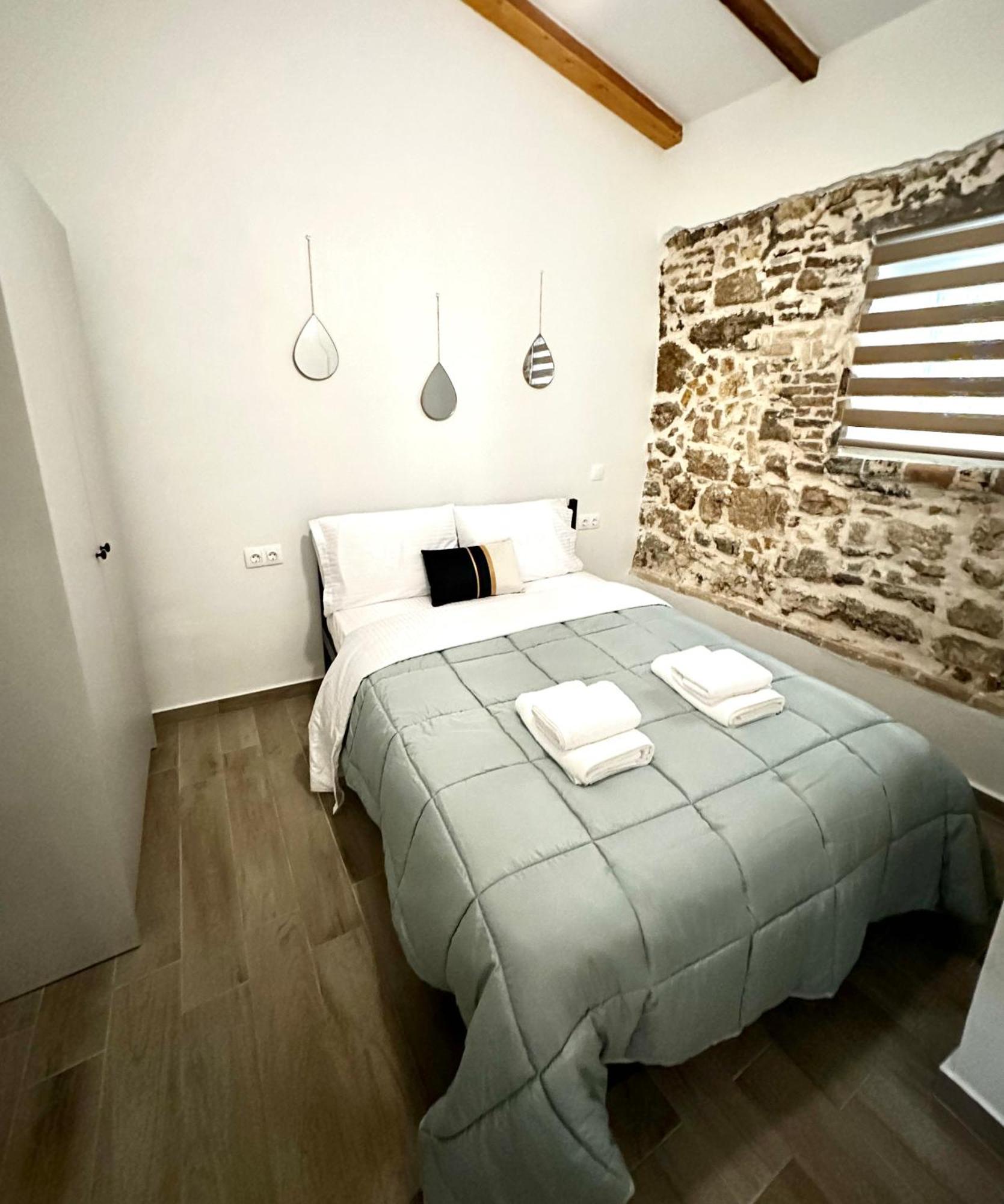 Mitropolis Places Corfu  ภายนอก รูปภาพ