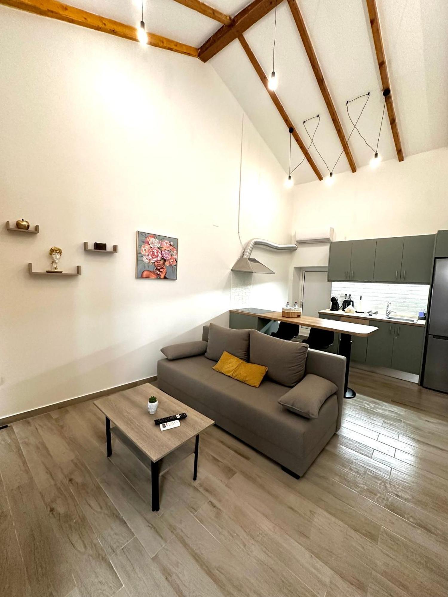 Mitropolis Places Corfu  ภายนอก รูปภาพ